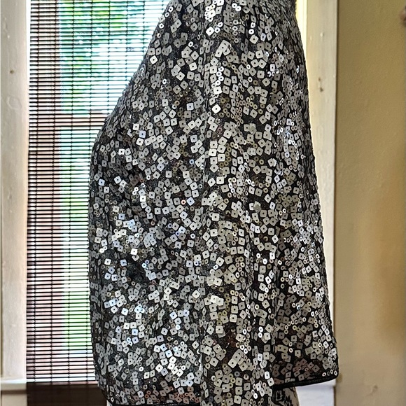 Peter Nygard sequined women’s jacket. Size small. - Picture 3 of 6